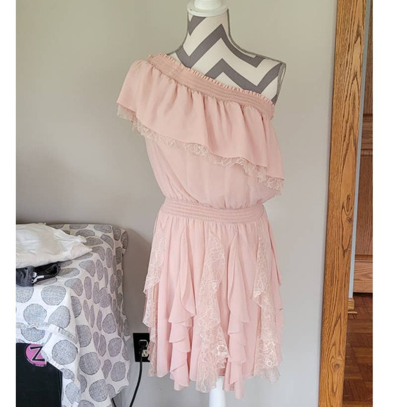 Jessica Simpson Dresses & Skirts - Jessica Simpson One Shoulder Ruffle and Lace Blush Pink Dress Size 8